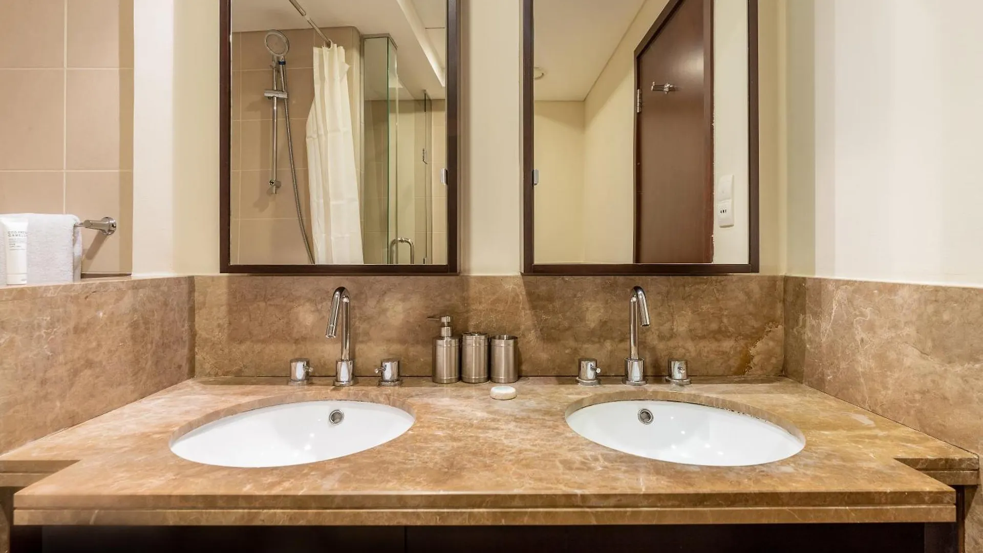 Bellavista - Delicate - 1Br With Extra Room - 29 Boulevard - Fountain Views Dubai Apartment